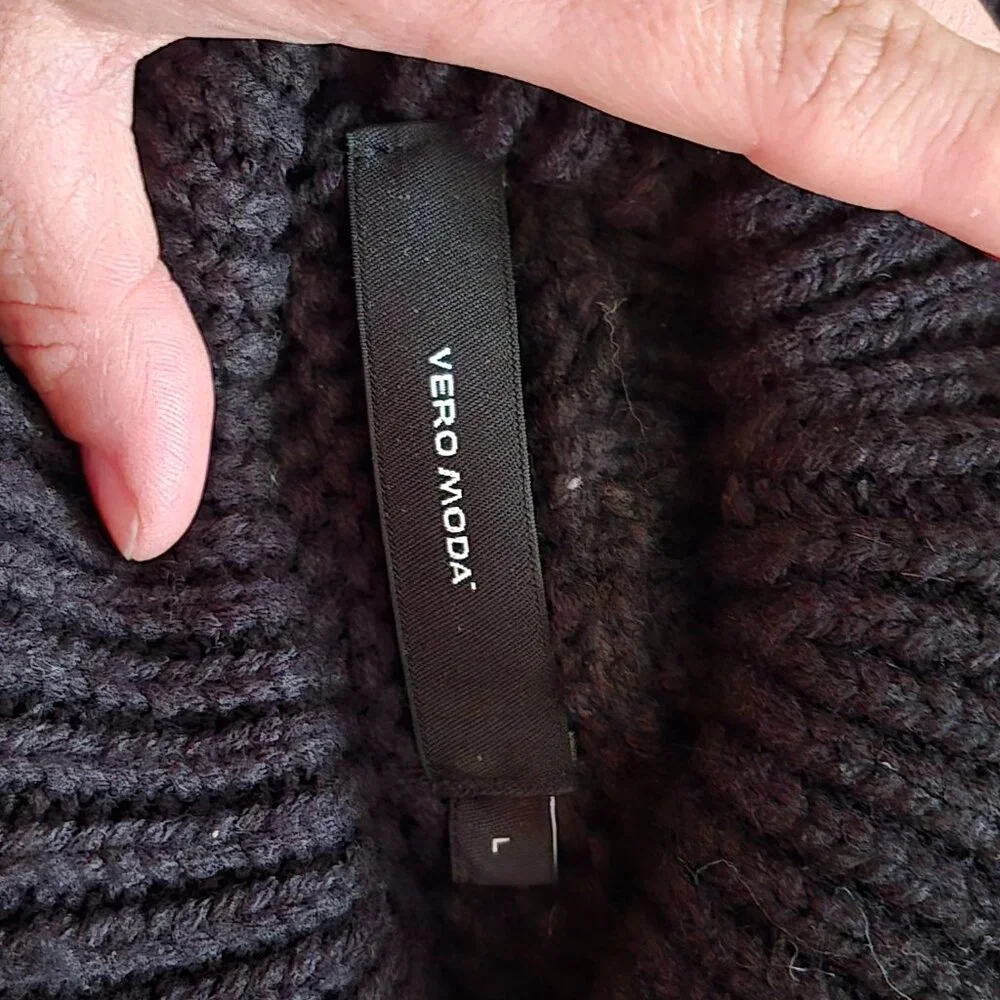 Vero Moda Black Turtleneck Sweater - Picture 4 of 5
